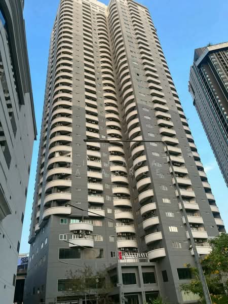 Witthayu Complex, Bangkok, 1673 New Petchaburi Road, Makkasan, Ratchathewi, Bangkok, 2 Bedrooms, 87 sqm, Condo For Sale, by Withada Jaiarree, 500314581 - DDproperty.com