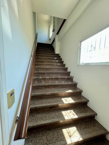 Tropicana Pool Villa, Chon Buri (Pattaya), Nong Pru, Bang Lamung (Pattaya), Chon Buri (Pattaya), 7 Bedrooms, 400 sqm, Villa For Sale, by Vanitta Tansakul, 500314593 - DDproperty.com