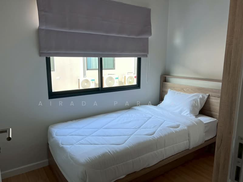 Siri Place Pattanakarn, Bangkok, 207 Soi Chaloem Prakiat Rama 9, Dok Mai, Prawet, Bangkok, 3 Bedrooms, 118 sqm, Townhouse For Rent, by Airada Parasarn, 500314634 - DDproperty.com