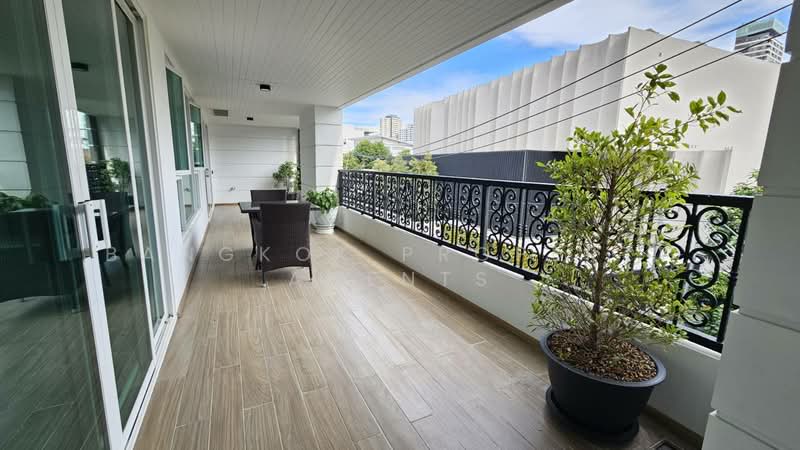 GM Residence, Bangkok, Soi Ekkamai 18, Khlong Tan Nua, Watthana, Bangkok, 2 Bedrooms, 111 sqm, Condo For Rent, by BANGKOK PROPERTY AGENTS, 500314659 - DDproperty.com