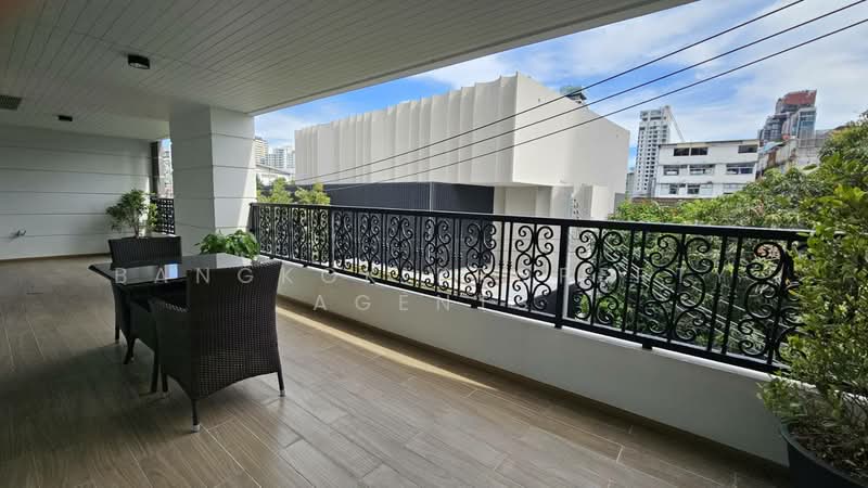 GM Residence, Bangkok, Soi Ekkamai 18, Khlong Tan Nua, Watthana, Bangkok, 2 Bedrooms, 111 sqm, Condo For Rent, by BANGKOK PROPERTY AGENTS, 500314659 - DDproperty.com
