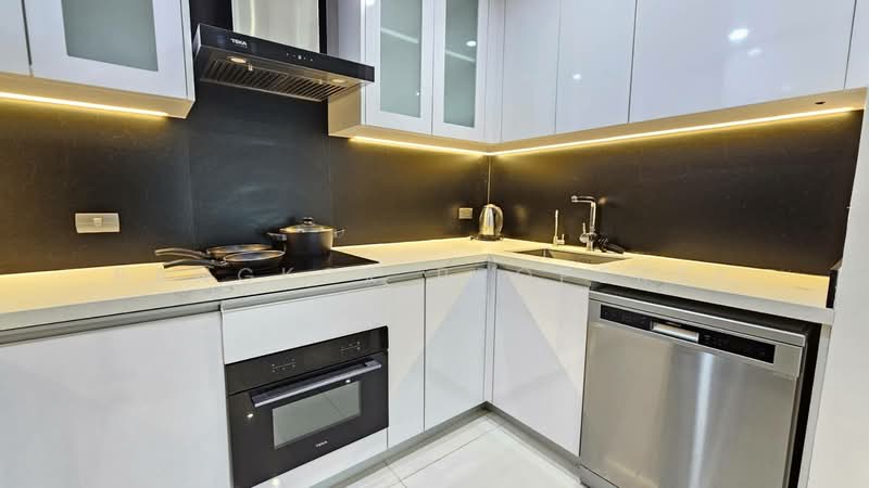 GM Residence, Bangkok, Soi Ekkamai 18, Khlong Tan Nua, Watthana, Bangkok, 2 Bedrooms, 111 sqm, Condo For Rent, by BANGKOK PROPERTY AGENTS, 500314659 - DDproperty.com
