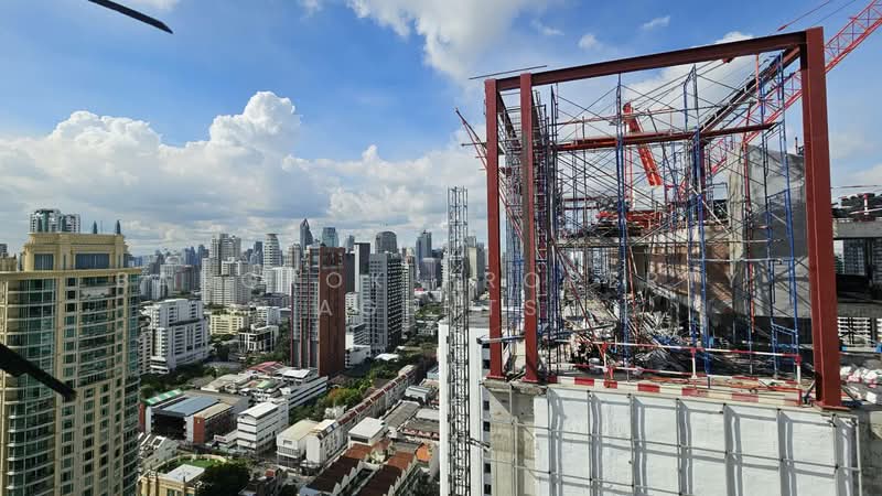 Liberty Park 1, Bangkok, 170 Soi Sukhumvit 23, Khlongtoei Nua, Watthana, Bangkok, 3 Bedrooms, 240 sqm, Condo For Rent, by BANGKOK PROPERTY AGENTS, 500314688 - DDproperty.com