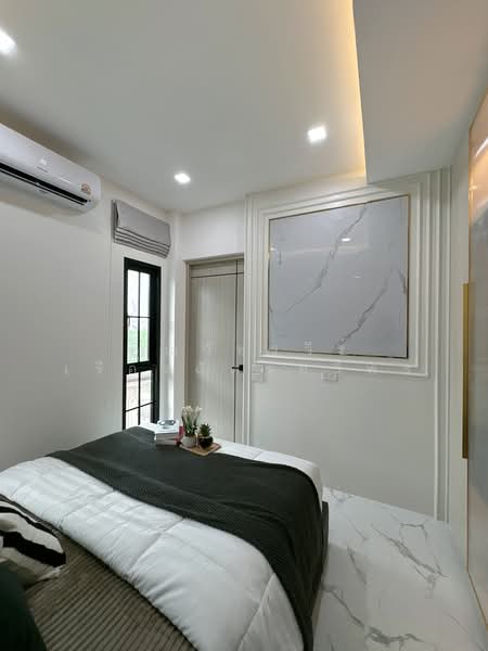 Baan Suan Lalana, Chon Buri (Pattaya), 444 Chaiyapruek, Nong Pru, Bang Lamung (Pattaya), Chon Buri (Pattaya), 5 Bedrooms, 350 sqm, Single Detached House For Sale, by Vatcharawee Rueangchatthaweeporn, 500314738 - DDproperty.com
