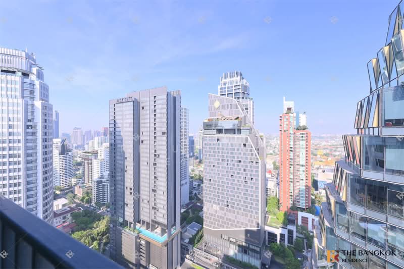 Siri At Sukhumvit, Bangkok, 902 Sukhumvit Road, Phra Kanong, Khlong Toei, Bangkok, 3 Bedrooms, 110 sqm, Condo For Sale, by Sirirut Havee Akehurst, 500314842 - DDproperty.com