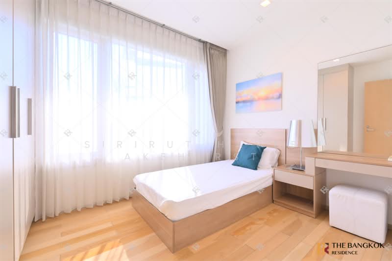 Siri At Sukhumvit, Bangkok, 902 Sukhumvit Road, Phra Kanong, Khlong Toei, Bangkok, 3 Bedrooms, 110 sqm, Condo For Sale, by Sirirut Havee Akehurst, 500314842 - DDproperty.com