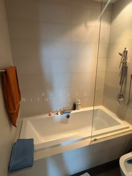 Eight Thonglor Residence, Bangkok, Eight Thonglor Building 88/36, Khlong Tan Nua, Watthana, Bangkok, 1 Bedroom, 70 sqm, Condo For Rent, by Achaya Nithipanyawong, 500314873 - DDproperty.com