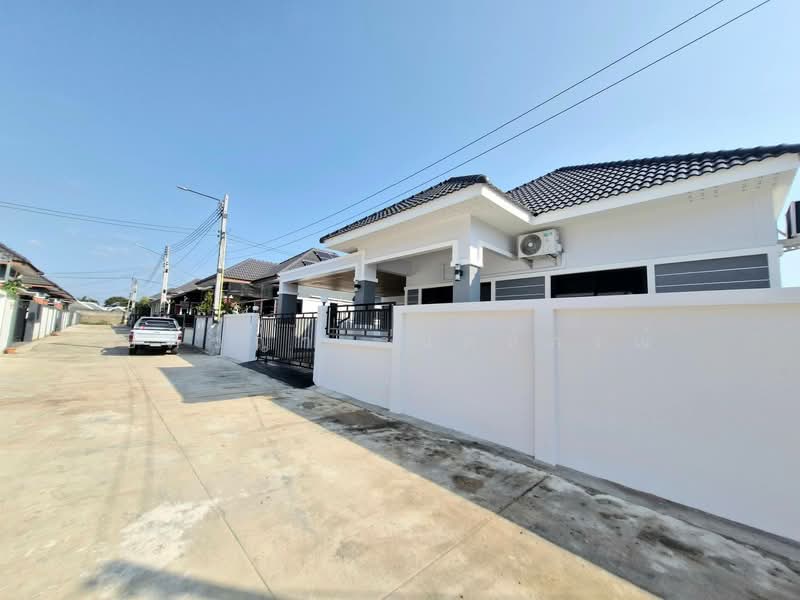 บ้านเดี่ยวพร้อมผู้เช่า yield 9.6% พร้อมเฟอร์ฯครบครัน พัทยา, Chon Buri (Pattaya), Nong Pru, Bang Lamung (Pattaya), Chon Buri (Pattaya), 3 Bedrooms, 160 sqm, Single Detached House For Sale, by ปภัชญา ธนัตถ์ภรณ์, 500314995 - DDproperty.com