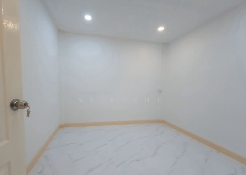 Baan Buathong 4, Nonthaburi, Ban Kluay-Sai Noi Road, Phimonrat, Bang Bua Thong, Nonthaburi, 3 Bedrooms, 79 sqm, Townhouse For Sale, by NR AGENT, 500315129 - DDproperty.com