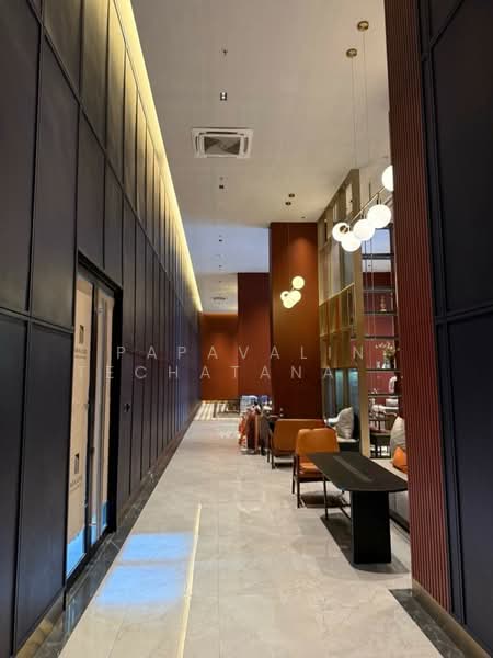 Metris District Ladprao, Bangkok, Lat Phrao Rd, Jom Phon, Chatuchak, Bangkok, 2 Bedrooms, 50 sqm, Condo For Sale, by Papavalin Techatanaphuwit, 500315181 - DDproperty.com