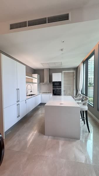 Sindhorn Residence, Bangkok, 54 Soi Ton Son, Lumphini, Pathum Wan, Bangkok, 2 Bedrooms, 154 sqm, Condo For Rent, by Yoshida Co., Ltd., 500315198 - DDproperty.com