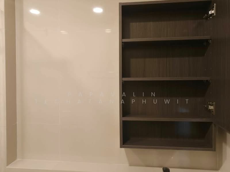 Aspire Onnut Station, Bangkok, Sukhumvit Road, Phra Kanong, Khlong Toei, Bangkok, 1 Bedroom, 31 sqm, Condo For Rent, by Papavalin Techatanaphuwit, 500315257 - DDproperty.com