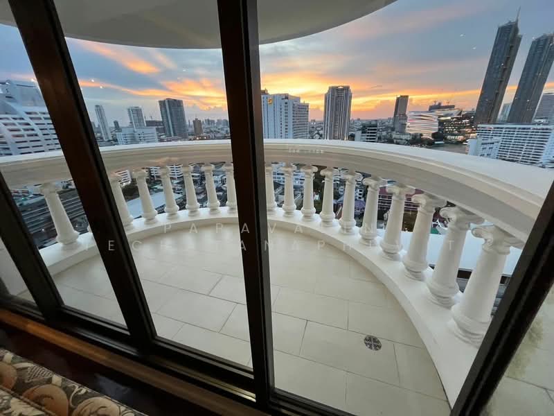 State Tower, Bangkok, 1055 Silom Road, Silom, Bang Rak, Bangkok, 2 Bedrooms, 267 sqm, Condo For Rent, by Papavalin Techatanaphuwit, 500315260 - DDproperty.com