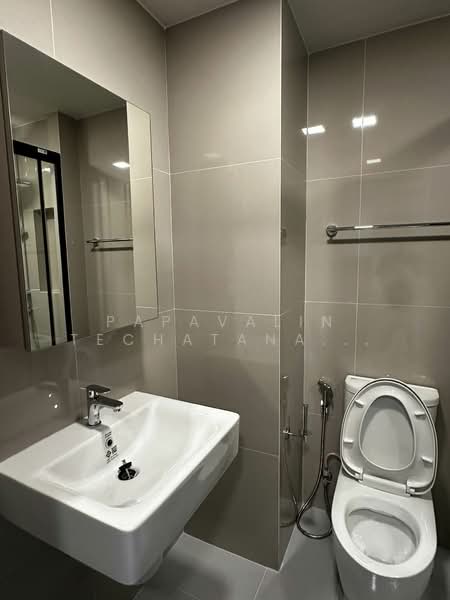 FLO by Sansiri, Bangkok, Somdet Chaopraya Road, Khlong San, Bangkok, 1 Bedroom, 38 sqm, Condo For Rent, by Papavalin Techatanaphuwit, 500315269 - DDproperty.com