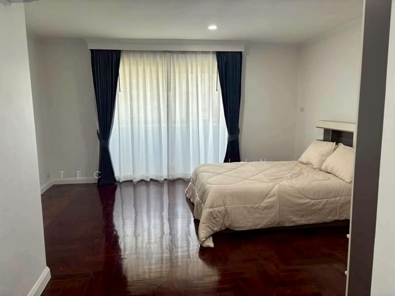 Baan Suanpetch, Bangkok, 18 Soi Sukhumvit 39, Khlong Tan Nua, Watthana, Bangkok, 2 Bedrooms, 134 sqm, Condo For Rent, by Papavalin Techatanaphuwit, 500315273 - DDproperty.com