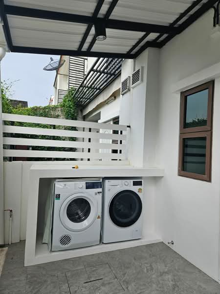 The Private Sukhumvit-Bangchak, Bangkok, 88 Sukhumvit 97/1 Alley, Bang Chak, Phra Khanong, Bangkok, 3 Bedrooms, 179 sqm, Townhouse For Rent, by Papavalin Techatanaphuwit, 500315276 - DDproperty.com