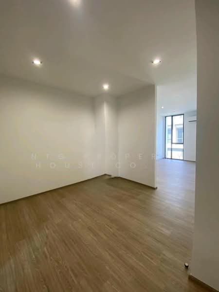 Ther Ladprao 93, Bangkok, Lat Phrao Road, Khlong Chaokhun Sing, Wang Thonglang, Bangkok, 3 Bedrooms, 223 sqm, Townhouse For Rent, by NTG Property House Co.,Ltd., 500315314 - DDproperty.com