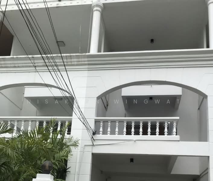 4-BR Townhouse, Bangkok, Lat Yao, Chatuchak, Bangkok, 4 Bedrooms, 330 sqm, Townhouse For Rent, by Nisakorn Wingwat, 500315343 - DDproperty.com