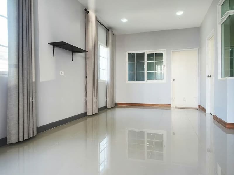 Golden Town Ladprao-Kaset Nawamin, Bangkok, Chorake Bua, Lat Phrao, Bangkok, 5 Bedrooms, 187 sqm, Single Detached House For Rent, by Nisakorn Wingwat, 500315346 - DDproperty.com