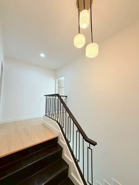 รัตนาวลัย, Bangkok, Sanam Bin, Don Mueang, Bangkok, 3 Bedrooms, 130 sqm, Semi-Detached House (Twin House) For Sale, by Angsanaporn D, 500315405 - DDproperty.com