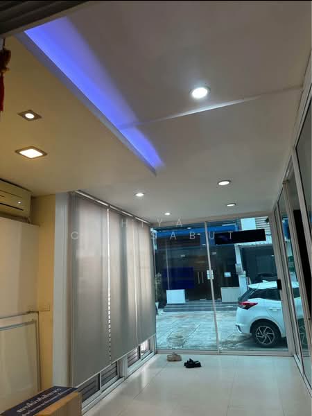 Biztown Ladprow, Bangkok, Khlong Chaokhun Sing, Wang Thonglang, Bangkok, 2 Bedrooms, 260 sqm, Townhouse For Rent, by Thiya​ Chaysabut, 500315435 - DDproperty.com