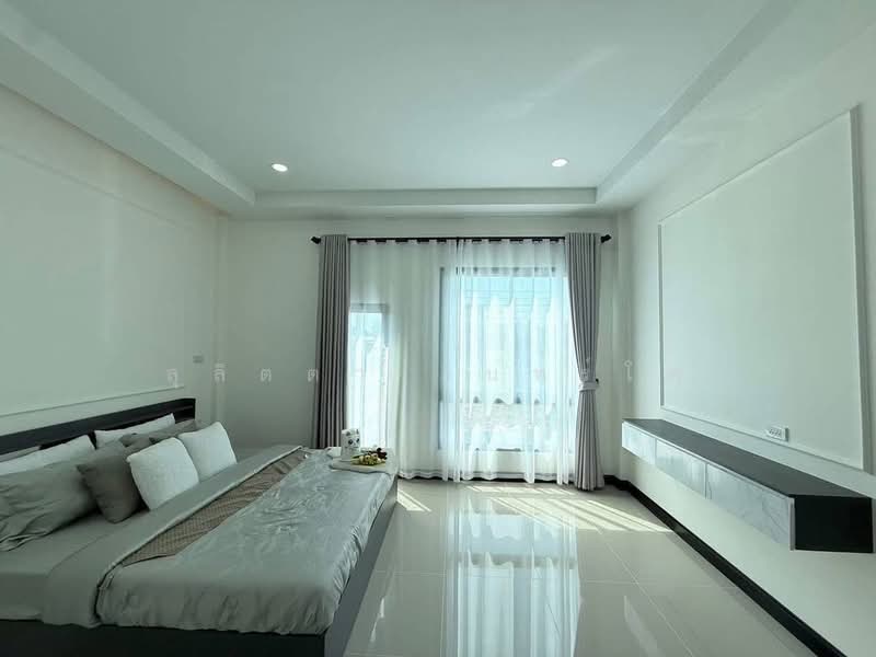 Banglamoong, Chon Buri (Pattaya), Nong Pla Lai, Bang Lamung (Pattaya), Chon Buri (Pattaya), 2 Bedrooms, 100 sqm, Townhouse For Sale, by ลุลิตตา อินทร์โพ, 500315475 - DDproperty.com