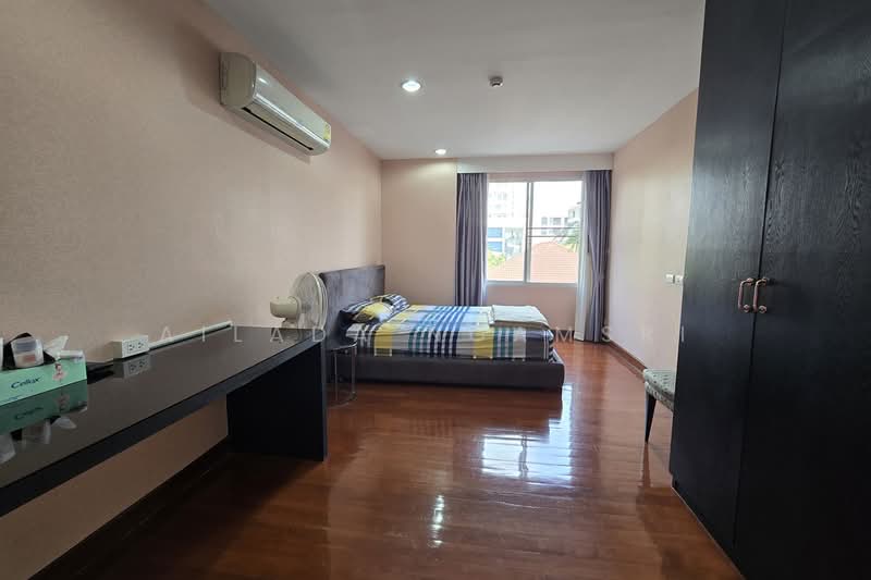 The Rise Sukhumvit 39, Bangkok, Soi Sukhumvit 39, Khlong Tan Nua, Watthana, Bangkok, 2 Bedrooms, 100 sqm, Condo For Sale, by Ailada Ngamsri, 500315476 - DDproperty.com