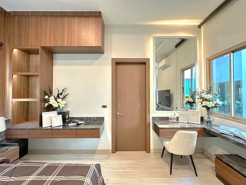 Luxury Pool Villa for Sale Thung Klom Tan Man, Chon Buri (Pattaya), Bang Lamung, Bang Lamung (Pattaya), Chon Buri (Pattaya), 4 Bedrooms, 429 sqm, Villa For Sale, by PLC real estate, 500315480 - DDproperty.com