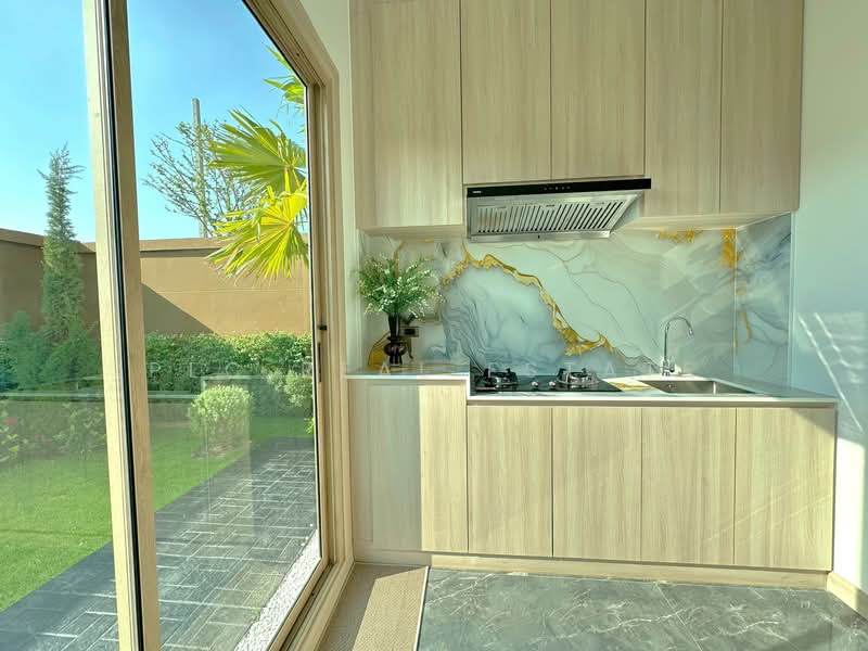 Luxury Pool Villa for Sale Thung Klom Tan Man, Chon Buri (Pattaya), Bang Lamung, Bang Lamung (Pattaya), Chon Buri (Pattaya), 4 Bedrooms, 429 sqm, Villa For Sale, by PLC real estate, 500315480 - DDproperty.com