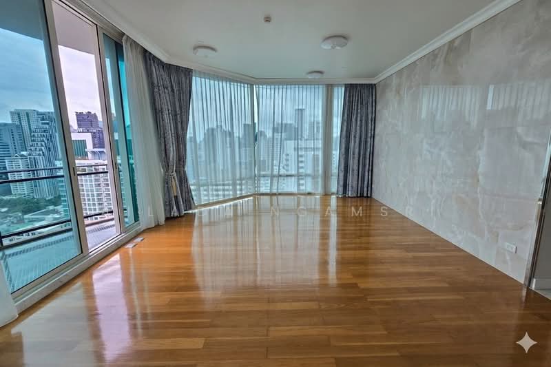 Royce Private Residences, Bangkok, 61 Soi Sukhumvit 31, Khlongtoei Nua, Watthana, Bangkok, 4 Bedrooms, 355 sqm, Condo For Sale, by Ailada Ngamsri, 500315482 - DDproperty.com