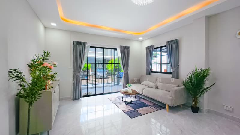 พร้อมพัฒน์ 1, กรุงเทพ, สามวาตะวันตก, คลองสามวา, กรุงเทพ, 35 ตร.ม., บ้านเดี่ยว ขาย, โดย เพ็ญศิริ ตุ้มเทียน, 500315491 - DDproperty.com
