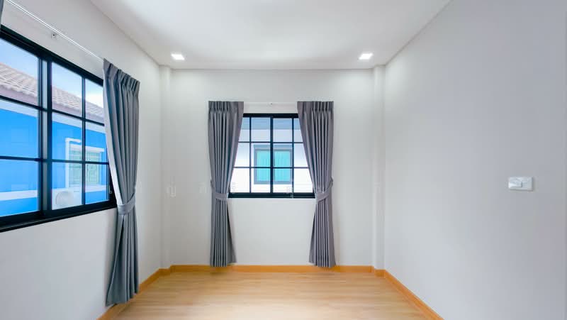 พร้อมพัฒน์ 1, Bangkok, Sam Wa Tawan Tok, Khlong Sam Wa, Bangkok, 4 Bedrooms, 35 sqm, Single Detached House For Sale, by เพ็ญศิริ ตุ้มเทียน, 500315491 - DDproperty.com
