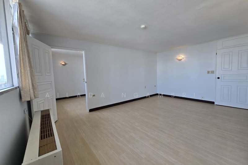 Tai Ping Towers, Bangkok, 582 Soi Sukhumvit 63, Khlong Tan Nua, Watthana, Bangkok, 4 Bedrooms, 247 sqm, Condo For Sale, by Ailada Ngamsri, 500315492 - DDproperty.com