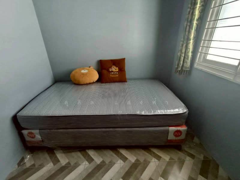 ให้เช่าทาวน์โฮม ม.ลลิล ใกล้แยกวังตาผิน ปลวกแดง ระยอง, Rayong, Mapyangphon, Pluak Daeng, Rayong, 3 Bedrooms, 65 sqm, Townhouse For Rent, by Dusit Saengfa, 500315501 - DDproperty.com