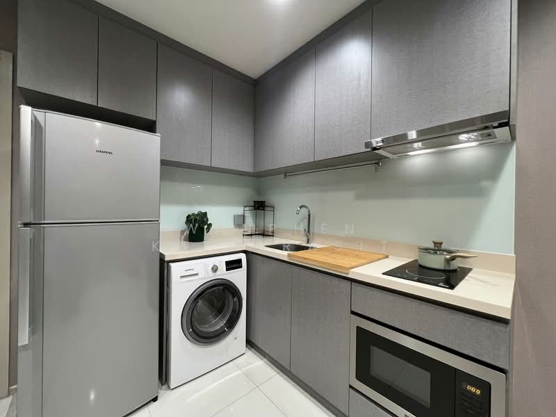 Rhythm Sukhumvit 36-38, Bangkok, 55 Soi Sukhumvit 36, Sukhumvit Road, Phra Kanong, Khlong Toei, Bangkok, 2 Bedrooms, 60 sqm, Condo For Rent, by Wanphen Khemprasit, 500315502 - DDproperty.com