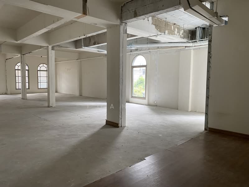 อาคารให้เช่า ทองหล่อ สุขุมวิท : Buildings for rent in Thonglor, Sukhumvit, กรุงเทพ, คลองตันเหนือ, วัฒนา, กรุงเทพ, 560 ตร.ม., ตึกแถว-อาคารพาณิชย์ ให้เช่า, โดย TOAH T., 500315503 - DDproperty.com