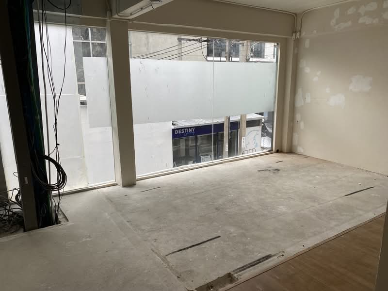 อาคารให้เช่า ทองหล่อ สุขุมวิท : Buildings for rent in Thonglor, Sukhumvit, กรุงเทพ, คลองตันเหนือ, วัฒนา, กรุงเทพ, 560 ตร.ม., ตึกแถว-อาคารพาณิชย์ ให้เช่า, โดย TOAH T., 500315503 - DDproperty.com