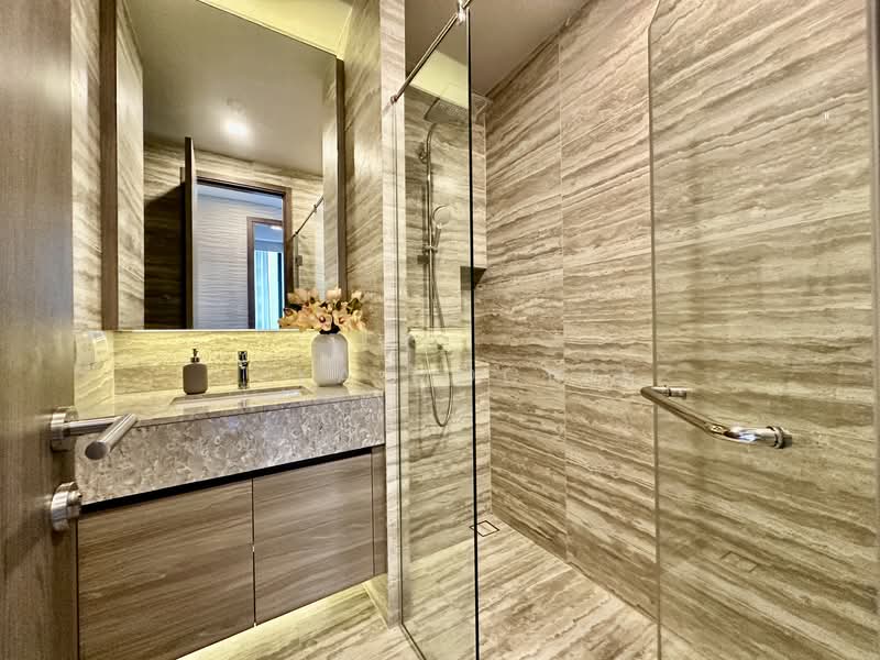 Celes Asoke, Bangkok, 8-10 Sukhumvit 21, Khlongtoei Nua, Watthana, Bangkok, 2 Bedrooms, 70 sqm, Condo For Rent, by Luka Mocnik, 500315516 - DDproperty.com