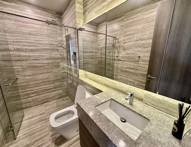 Celes Asoke, Bangkok, 8-10 Sukhumvit 21, Khlongtoei Nua, Watthana, Bangkok, 2 Bedrooms, 86 sqm, Condo For Rent, by Luka Mocnik, 500315535 - DDproperty.com
