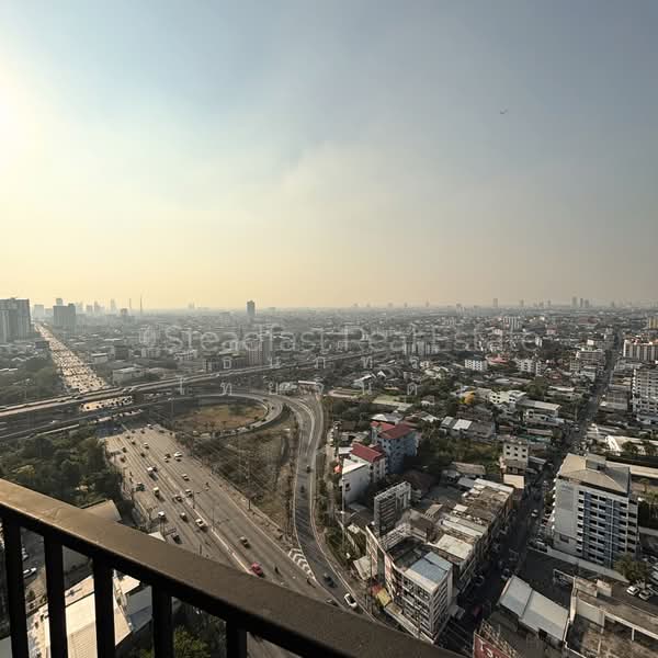 NUE Noble Ngamwongwan, Nonthaburi, Ngamwongwan Road, Bang Khen, Muang Nonthaburi, Nonthaburi, 1 Bedroom, 26 sqm, Condo For Rent, by ธนภัทร ไทยจินดา, 500315536 - DDproperty.com