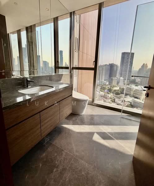 Dusit Central Park (Residences), Bangkok, 946 Rama 4 Road, Silom, Bang Rak, Bangkok, 1 Bedroom, 78 sqm, Condo For Sale, by Luka Mocnik, 500315552 - DDproperty.com