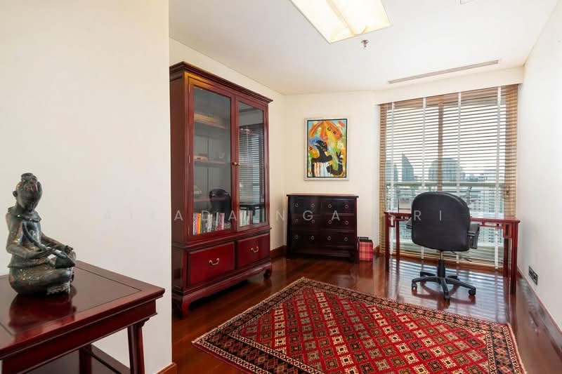 The Lakes, Bangkok, 123 Ratchadaphisek Road, Khlong Toei, Bangkok, 4 Bedrooms, 414 sqm, Condo For Sale, by Ailada Ngamsri, 500315589 - DDproperty.com