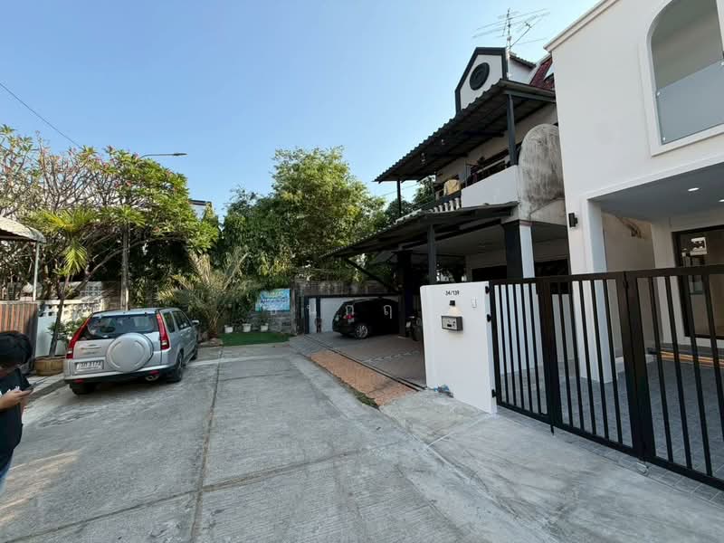 🏡 ทาวน์เฮ้าส์ รีโนเวทใหม่ 30 ตร.วา ทำเลสวนผัก - ทุ่งมังกร 10 บ้านสวย พร้อมอยู่ เข้าออกได้หลายทาง ❤️, กรุงเทพ, ฉิมพลี, ตลิ่งชัน, กรุงเทพ, 120 ตร.ม., ทาวน์เฮ้าส์ ขาย, โดย ธนกฤต, 500315600 - DDproperty.com