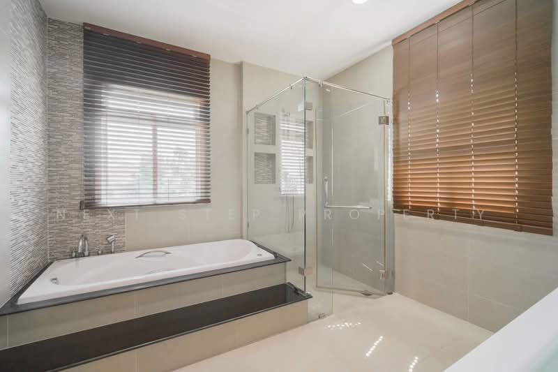 Grand Bangkok Boulevard Rama 9 - Srinakarindra, Bangkok, Krungthep Kritha 17 Alley, Thap Chang, Saphan Sung, Bangkok, 5 Bedrooms, 500 sqm, Single Detached House For Sale, by Next step property, 500315627 - DDproperty.com