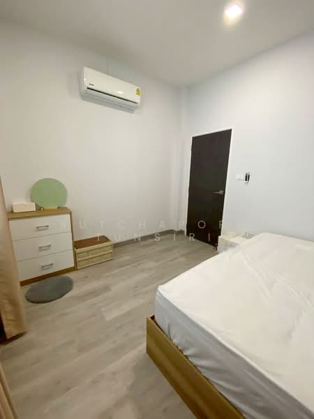 บ้านให้เช่า – ใกล้มหาวิทยาลัยแม่โจ้ เพียง 10 นาที ค่าเช่า 15,000 บาท / เดือน รหัสทรัพย์ : No.11H647, Chiang Mai, Muang Len, San Sai, Chiang Mai, 3 Bedrooms, 110 sqm, Single Detached House For Rent, by Rutchaporn Tunsiri, 500315668 - DDproperty.com
