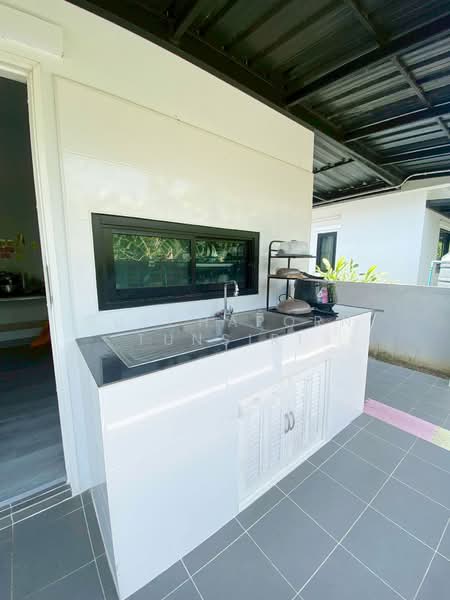 บ้านให้เช่า – ใกล้มหาวิทยาลัยแม่โจ้ เพียง 10 นาที ค่าเช่า 15,000 บาท / เดือน รหัสทรัพย์ : No.11H647, Chiang Mai, Muang Len, San Sai, Chiang Mai, 3 Bedrooms, 110 sqm, Single Detached House For Rent, by Rutchaporn Tunsiri, 500315668 - DDproperty.com