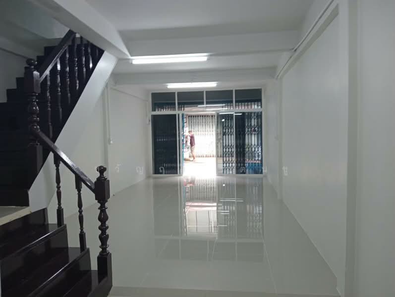 นครสวรรค์ตก, Nakhon Sawan, Nakhonsawan Tok, Muang Nakhon Sawan, Nakhon Sawan, 3 Bedrooms, 155 sqm, Townhouse For Sale, by ขวัญฤดี รัตนชู, 500315674 - DDproperty.com