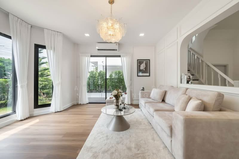 บ้านเดี่ยวรีโนเวท ทำเลลำลูกกา ใกล้มอเตอร์เวย์, Pathum Thani, Bung Kham Proi, Lam Luk Ka, Pathum Thani, 4 Bedrooms, 300 sqm, Single Detached House For Sale, by Laphatlada Amornruvengvanit, 500315675 - DDproperty.com
