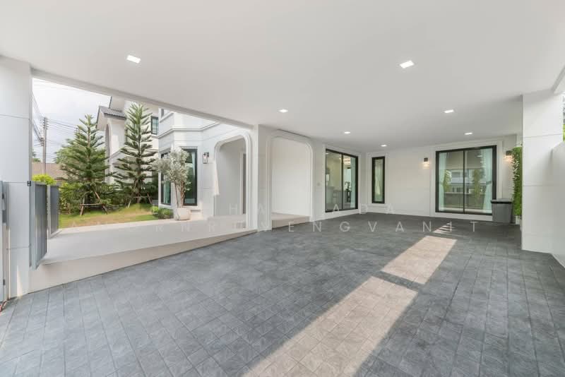 บ้านเดี่ยวรีโนเวท ทำเลลำลูกกา ใกล้มอเตอร์เวย์, Pathum Thani, Bung Kham Proi, Lam Luk Ka, Pathum Thani, 4 Bedrooms, 300 sqm, Single Detached House For Sale, by Laphatlada Amornruvengvanit, 500315675 - DDproperty.com