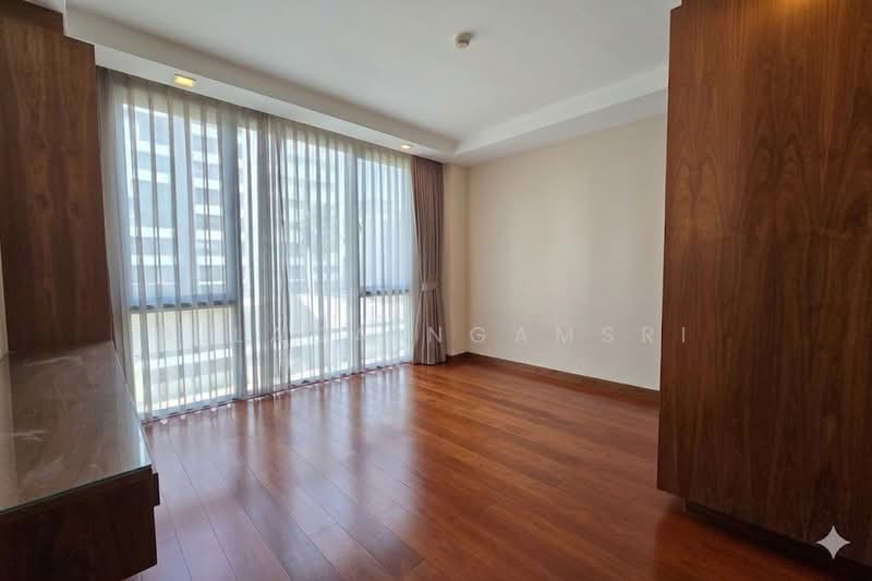 O2 Hip, Bangkok, 1041 8 Soi Nai Loet, Lumphini, Pathum Wan, Bangkok, 2 Bedrooms, 98 sqm, Condo For Sale, by Ailada Ngamsri, 500315684 - DDproperty.com